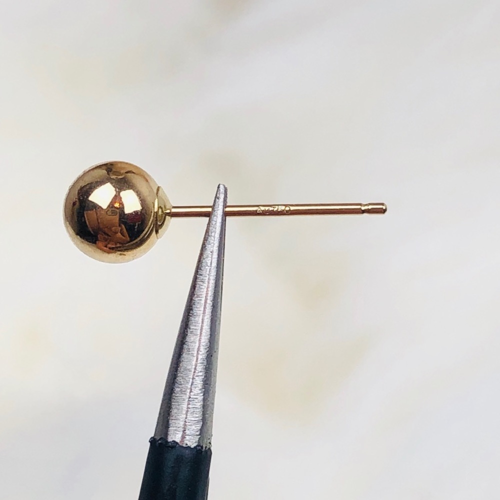 🌟HP🌟5mm SOLID 18K GOLD ROUND EARRINGS - Picture 3 of 8